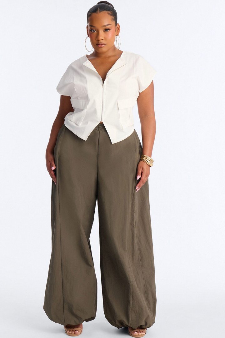 City Steps Front Zip Poplin Top - White