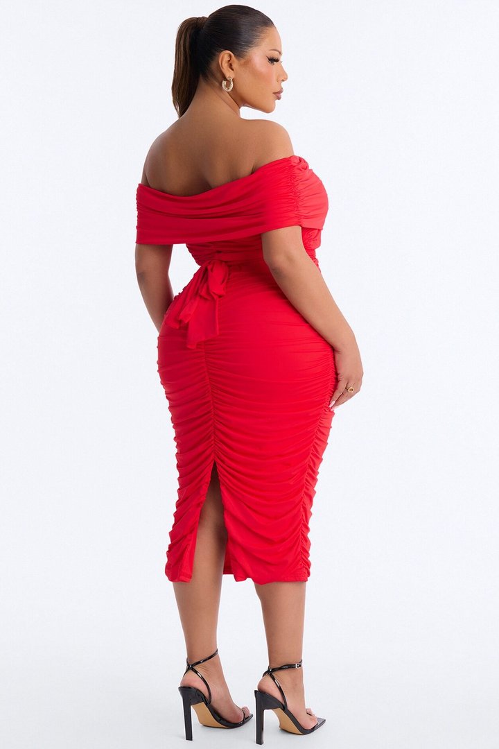 Thea Ruched Off Shoulder Midi Dress - Red
