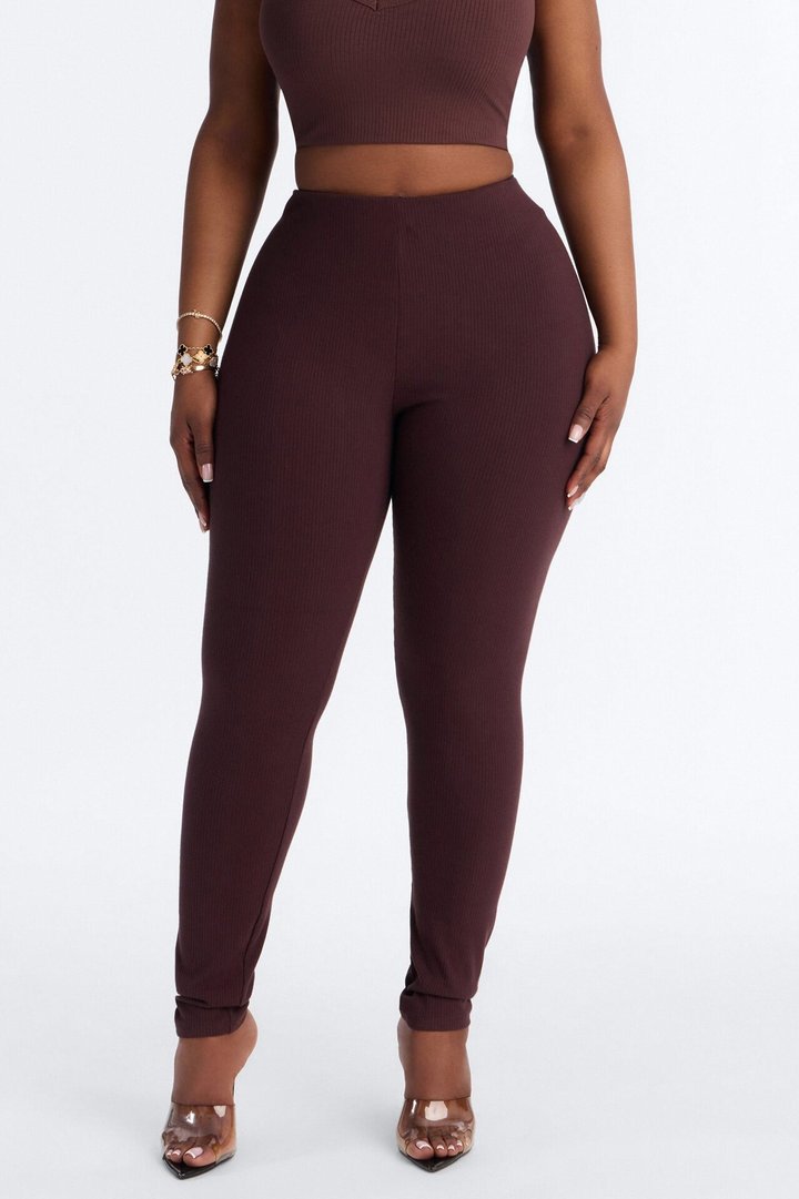 Ultra Ribbed Mid Rise Legging - Chocolate