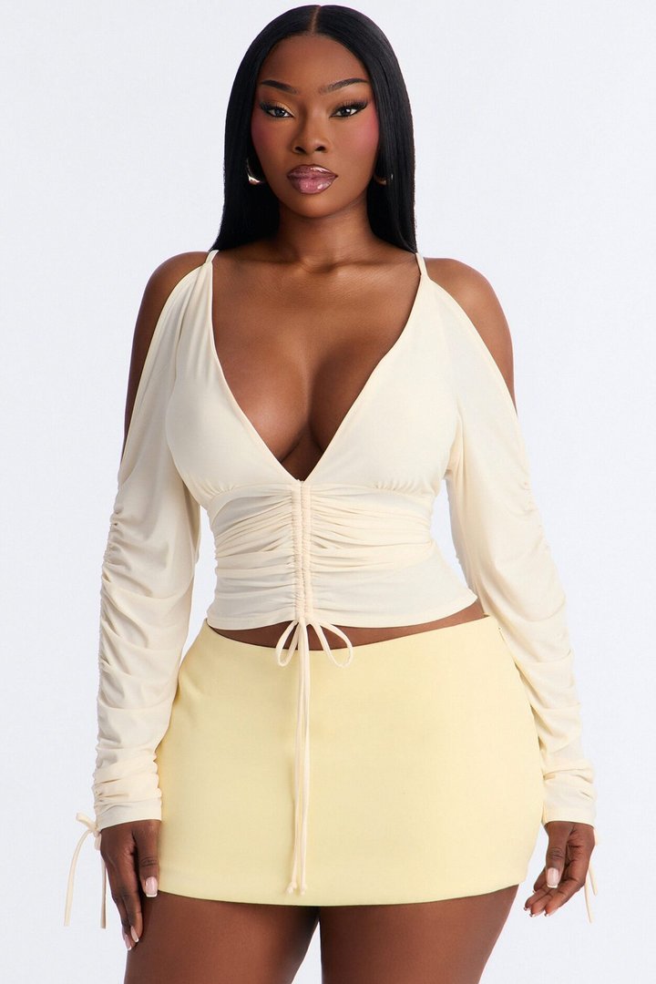 Genevieve Ruched Cold Shoulder Long Sleeve Top - Cream