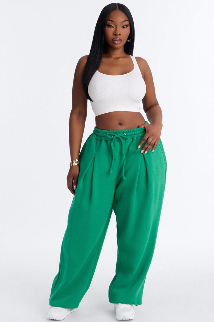 Mia Pleated Fleece Jogger Pants - Green