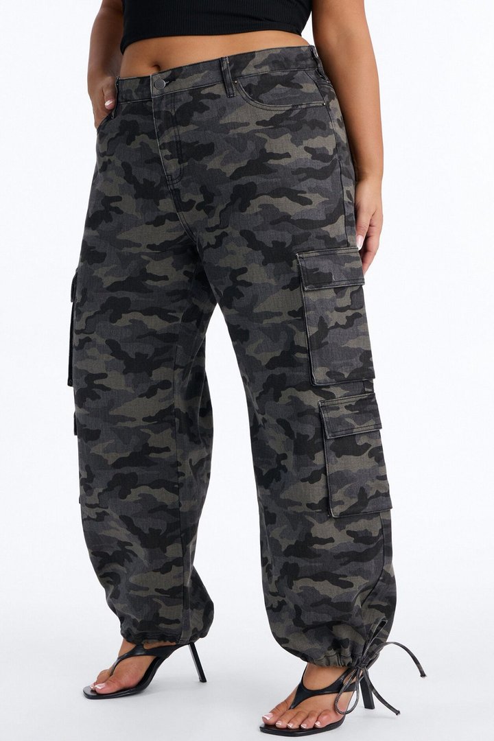 Anastasia Camo Jogger - Camouflage