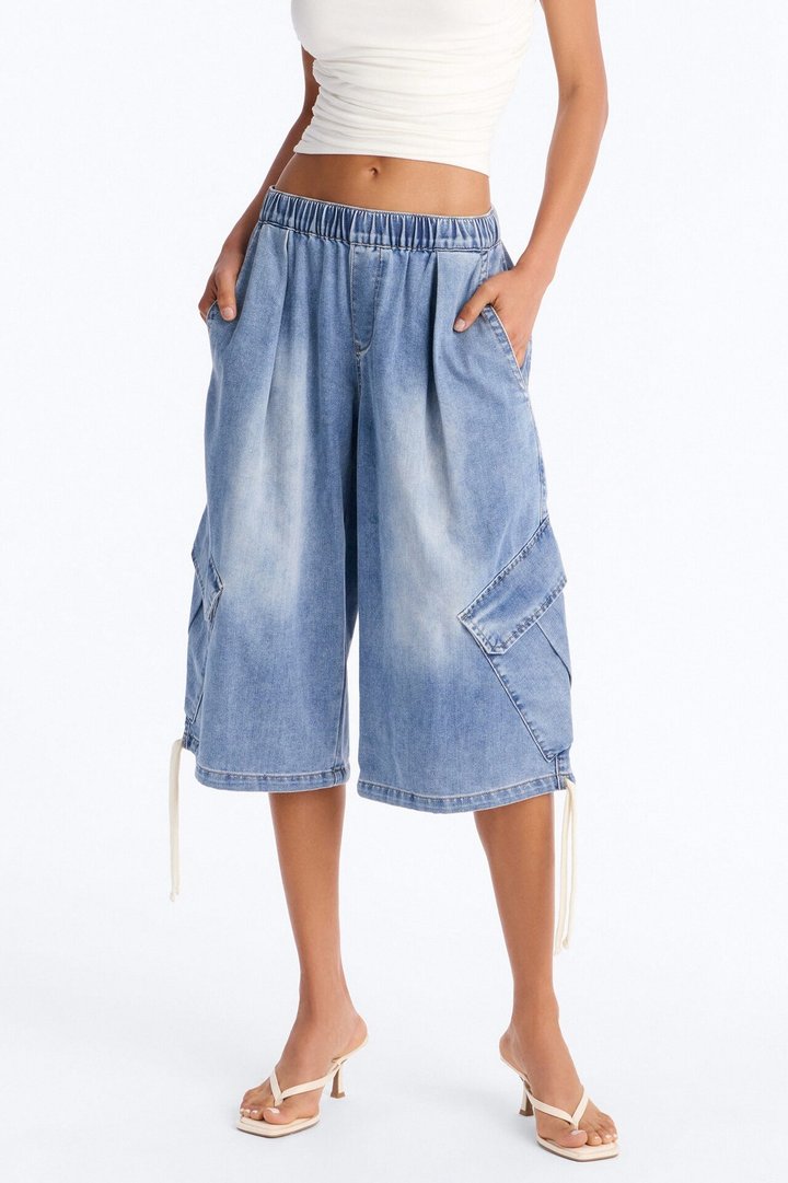Aruba Pull On Cargo Denim Jorts - Light Wash