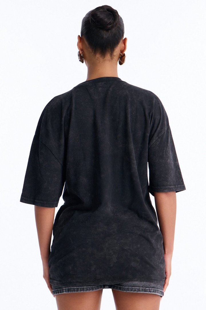 Cribs Oversized Washed Tee - Black Wash