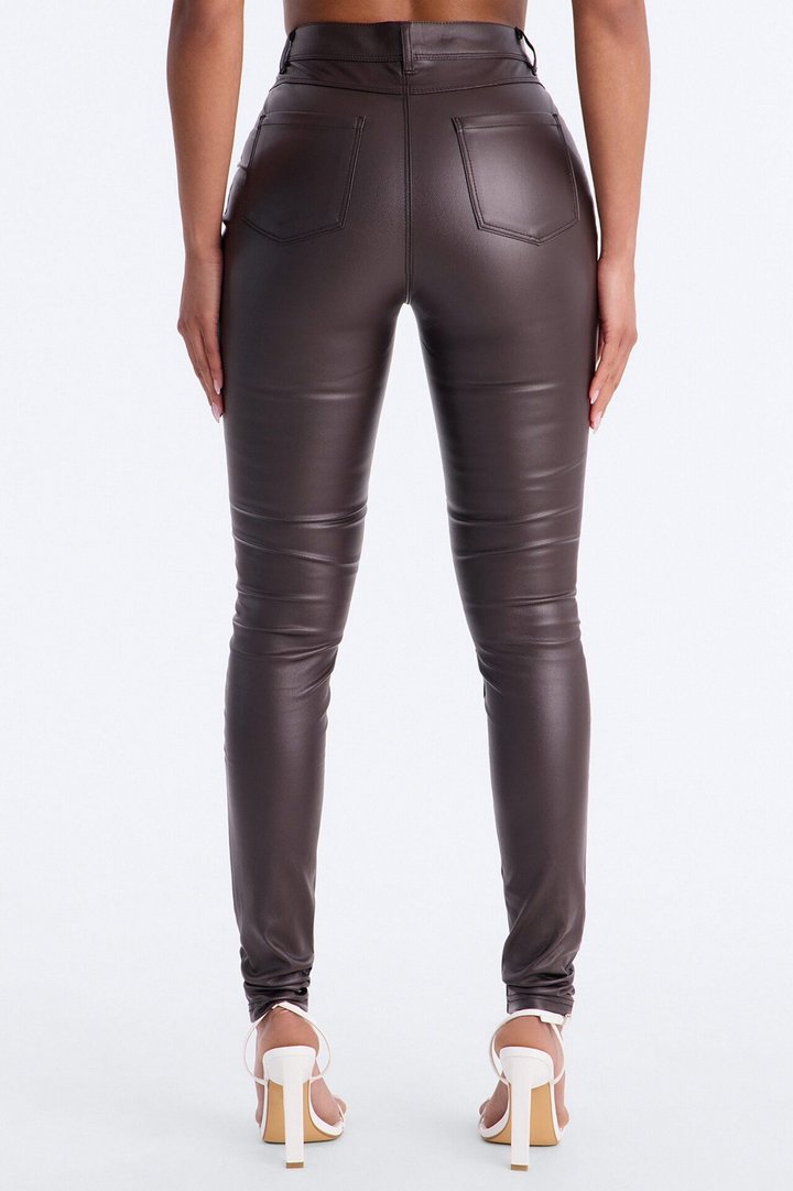 Tall Sammie High Rise Pants - Chocolate