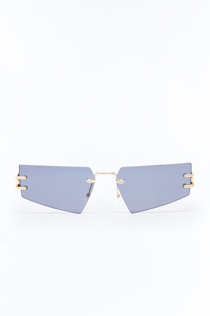 Nothing Compares Sunglasses - Black