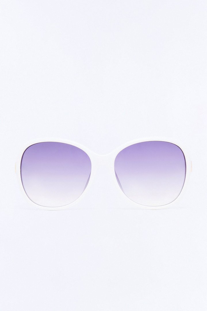 She's Bugging Out Sunglasses - White/combo