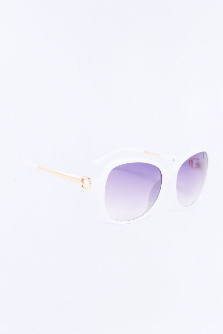 She's Bugging Out Sunglasses - White/combo