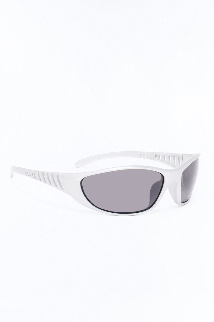 Chic And Speedy Sunglasses - Silver