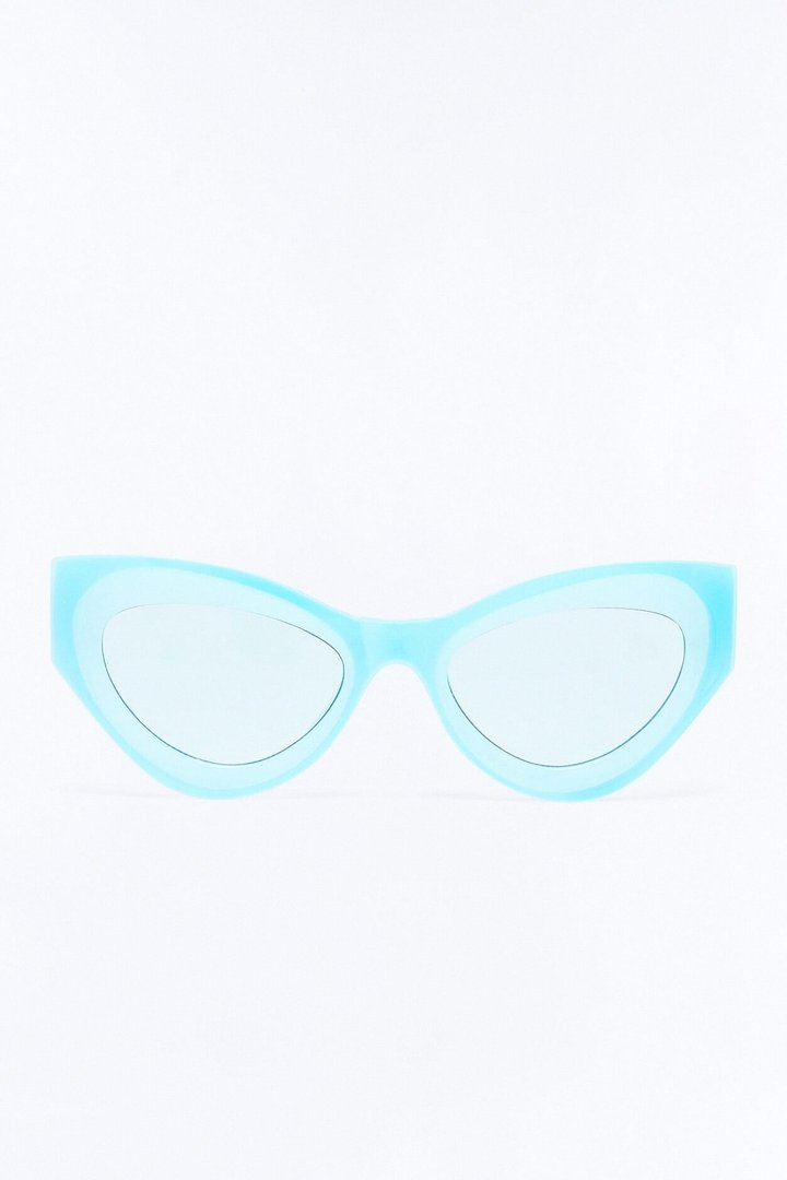 Lost In The Clouds Sunglasses - Light Blue