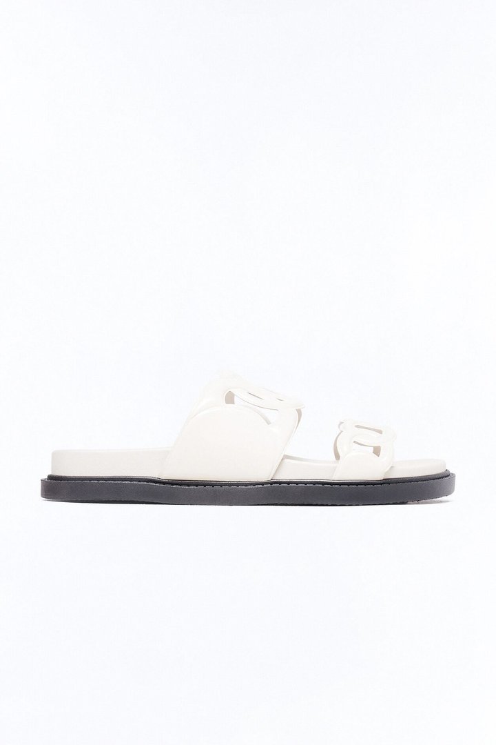 Alma Slip On Sandals - Ivory