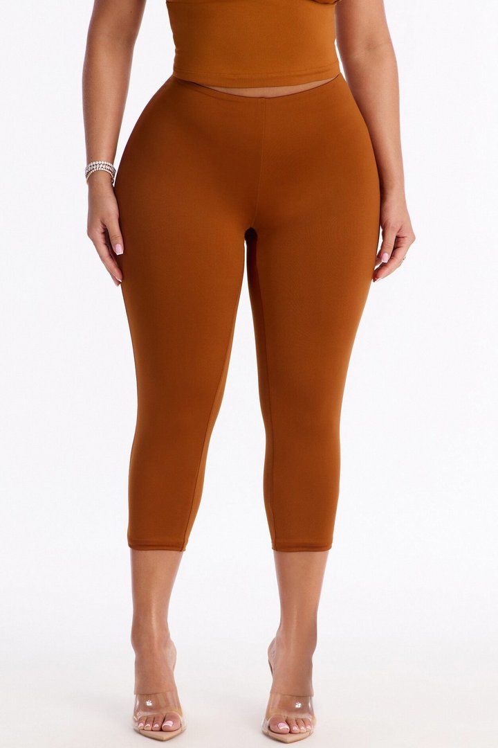 Contour Double Lined Capri Pant - Copper