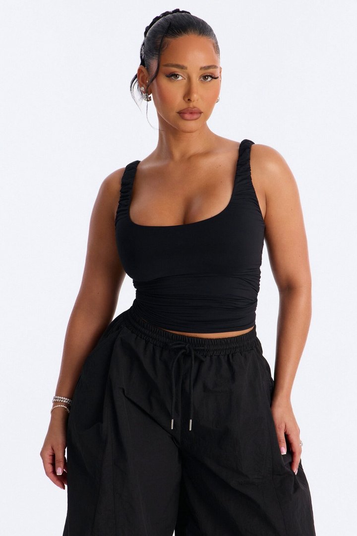 Second Skin Double Lined Scoop Neck Ruched Sleeveless Top - Black