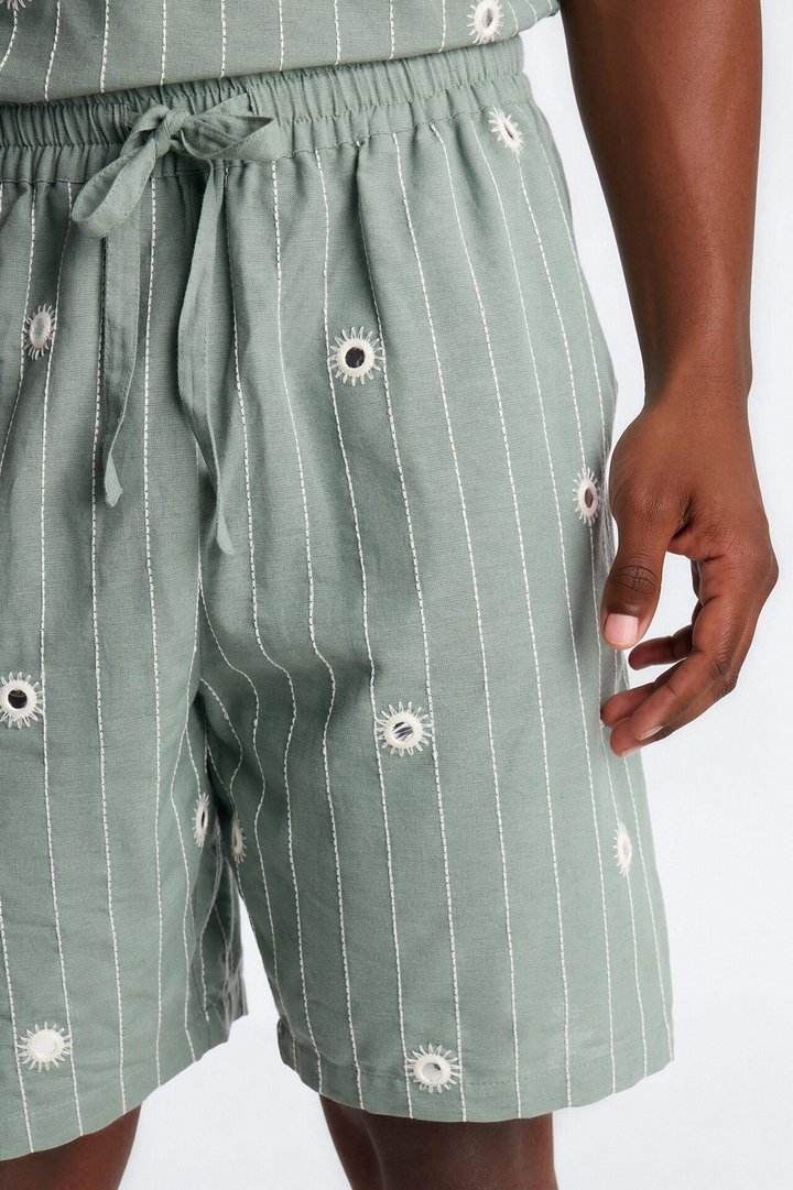 Relaxed Mirror Mirage Short - Olive