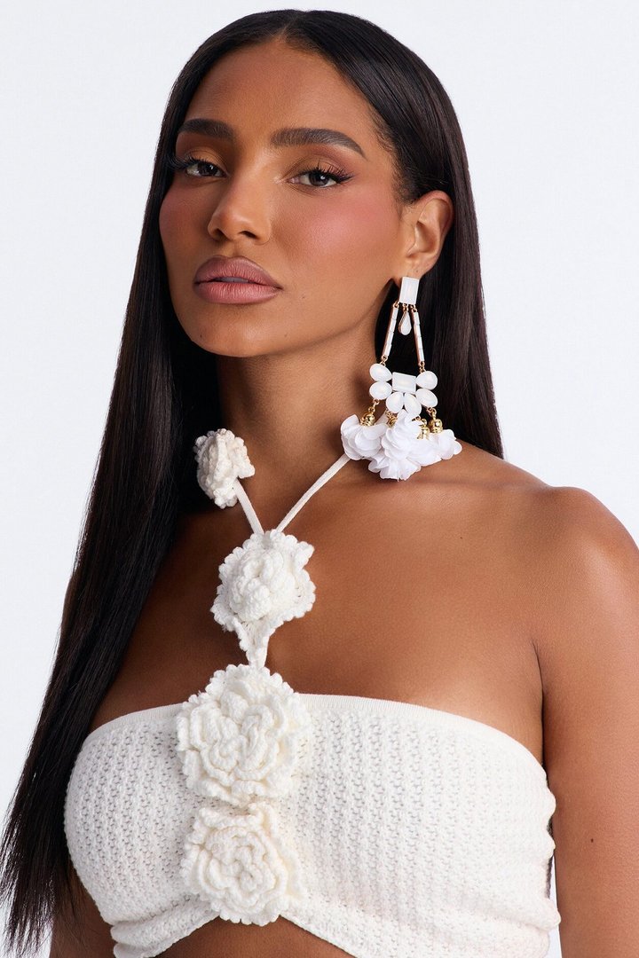 Evelyn Jeweled Drop Earrings - White/Gold