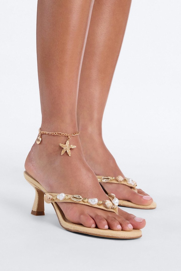 It's A Shellebration Anklet - Gold