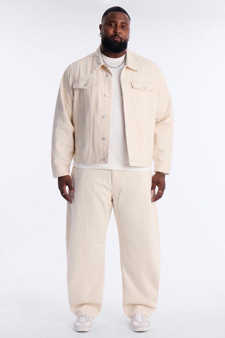 Cropped Feeling Edgy Denim Jacket - Cream