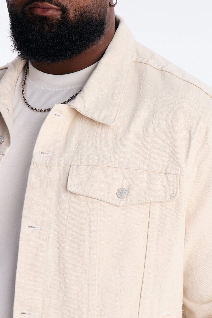 Cropped Feeling Edgy Denim Jacket - Cream