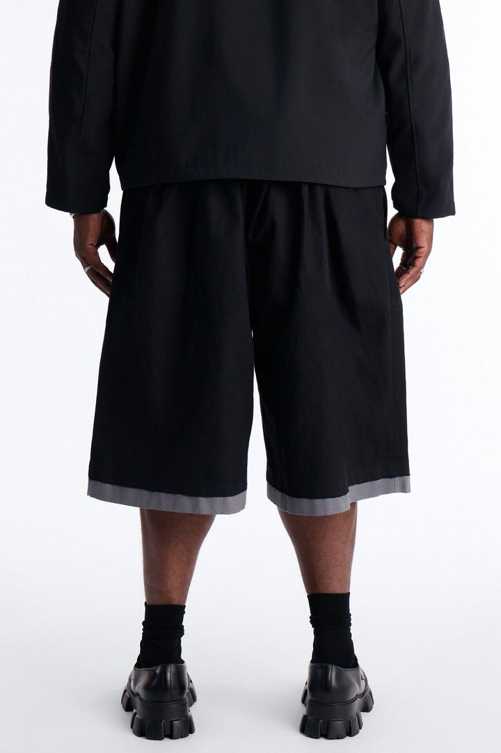 Baggy Pleated Milano Short - Black
