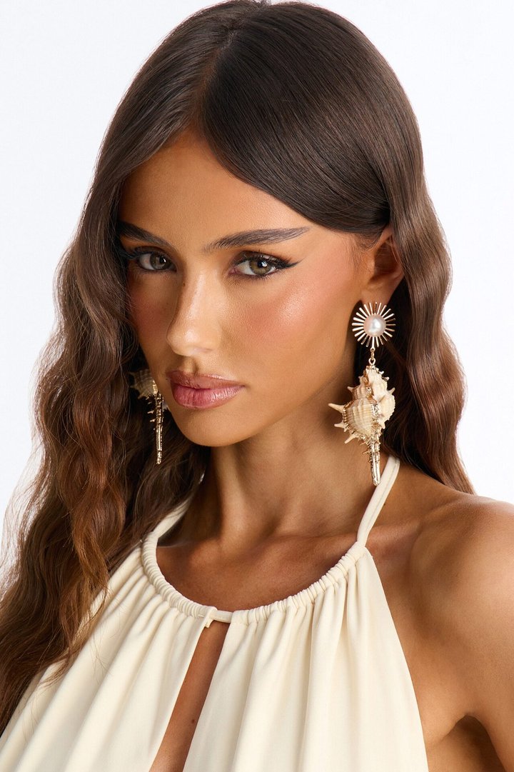 Serene Echo Seashell Drop Earrings - White/Gold