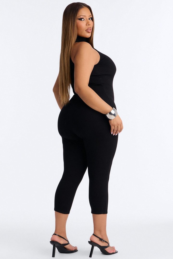 Maribel Sleeveless Snatched Capri Jumpsuit - Black
