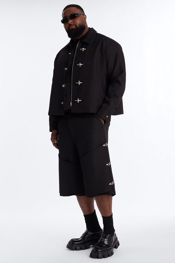 Baggy Vie Clasp Short - Black