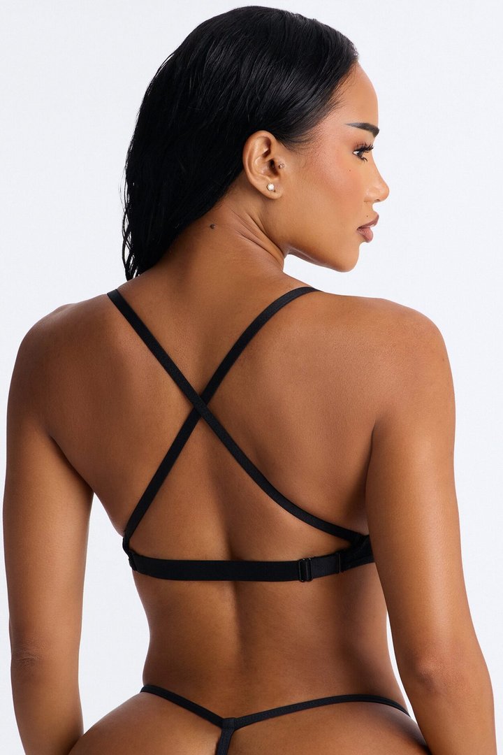 Supportive And Sleek U-Shape Bra - Black