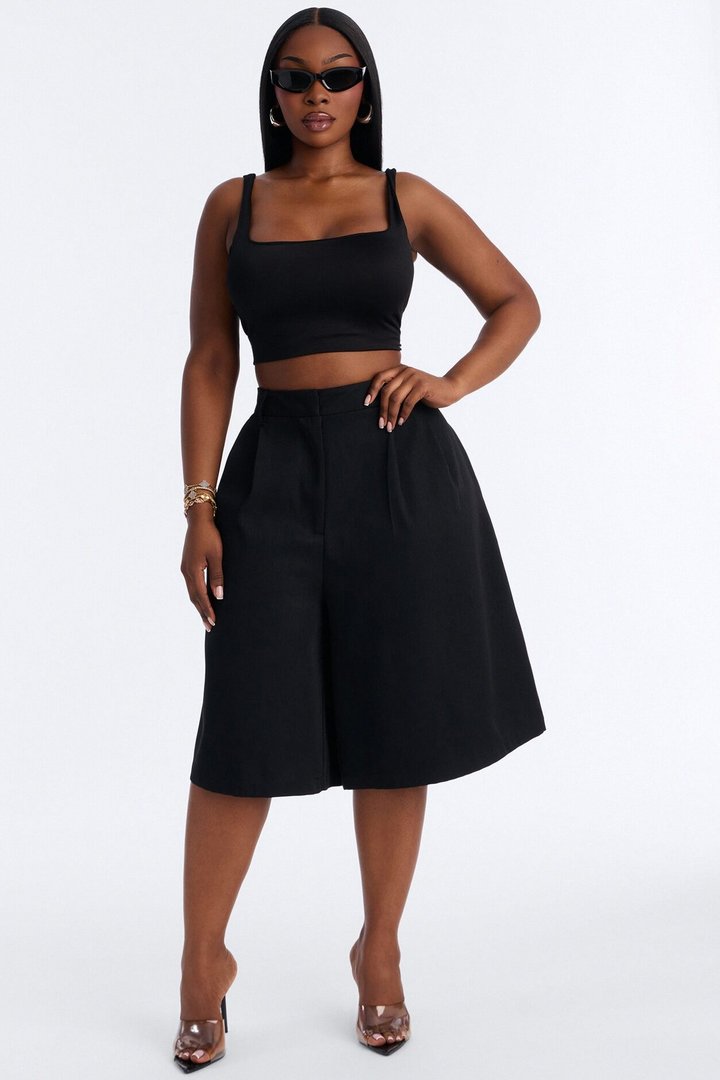 IT Girl Low Rise Bermuda Short - Black
