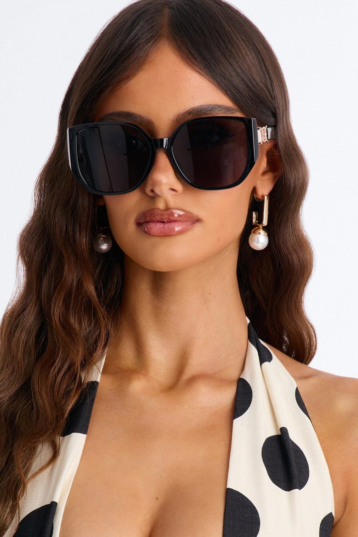 Marry Marie Sunglasses - Black