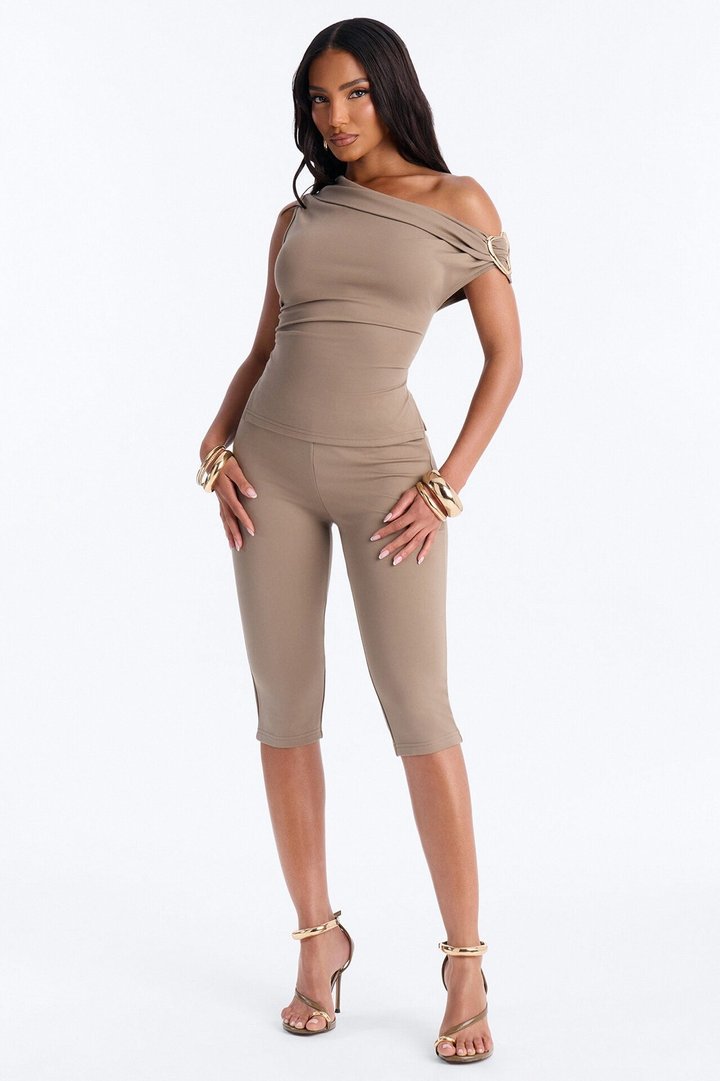 Mila Off Shoulder Capri Set - Mocha