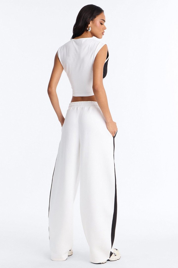 Athleisure Day Fleece Barrel Leg Pant Set - White/Black