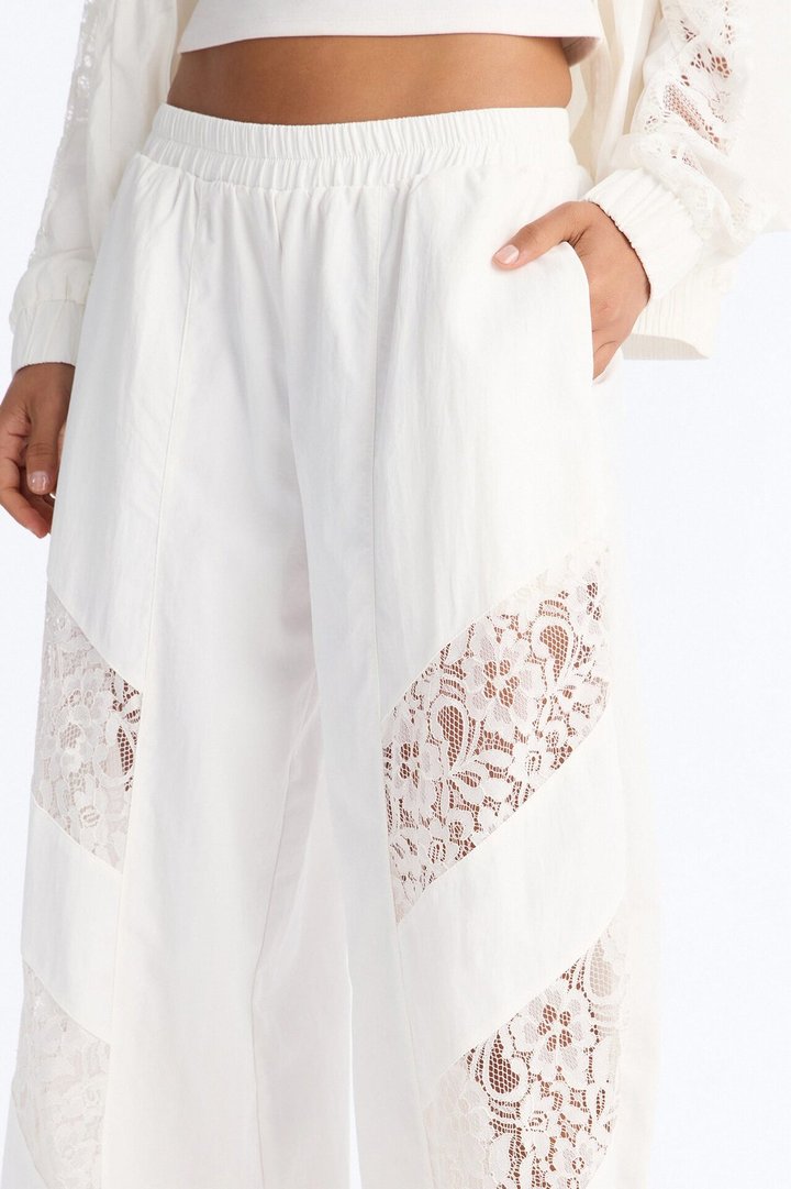 Sweet Addiction Lace Trim Windbreaker Pant - White