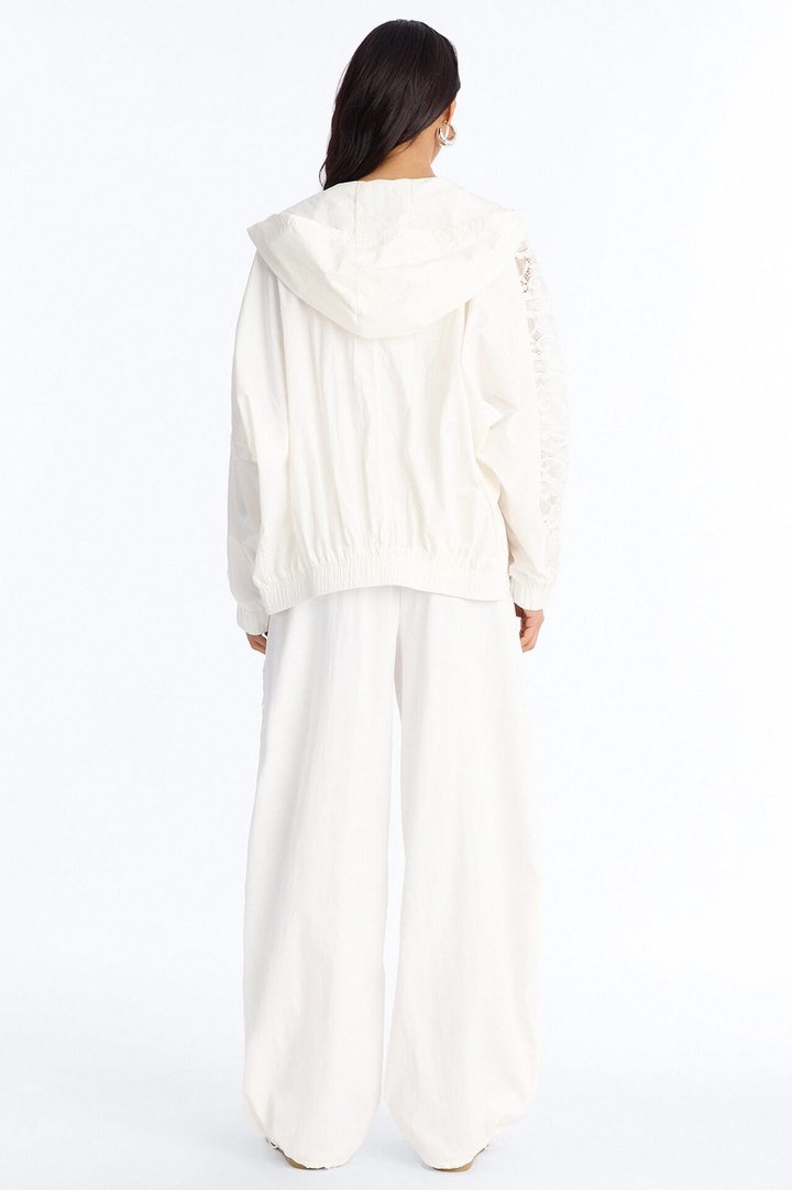 Sweet Addiction Lace Trim Windbreaker Pant - White