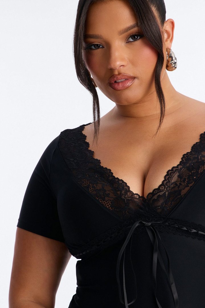Bridget Lace Trim Short Sleeve Top - Black