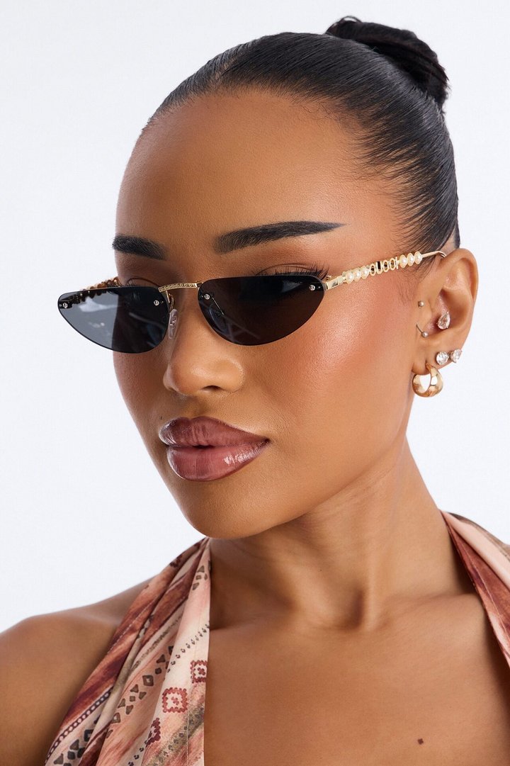 Lola Look Sunglasses - Black/Gold