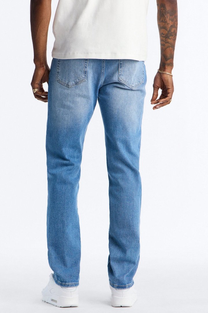 Essential Slim Stretch Jean - Medium Blue Wash