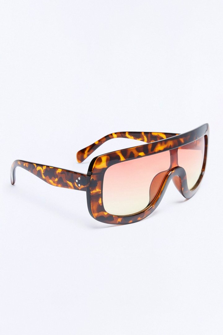 Summer Runway Sunglasses - Tortoise