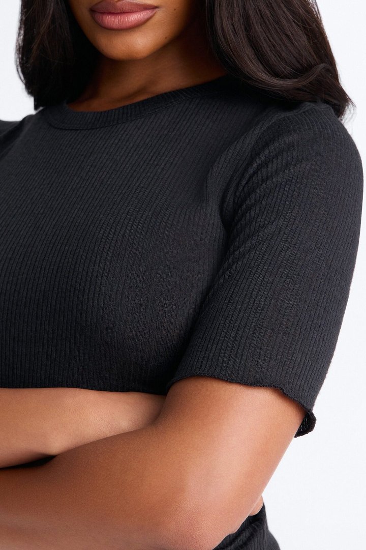 Bring You Back Ribbed Baby Tee - Black
