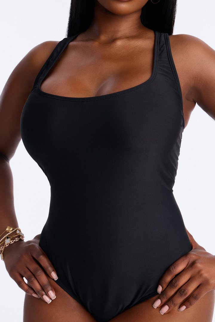 Donna Sleeveless Scoop Neck 1 Piece Swimsuit - Black