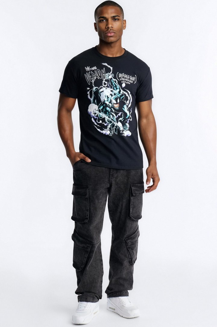 Venom Swinging In Short Sleeve Tee - Black