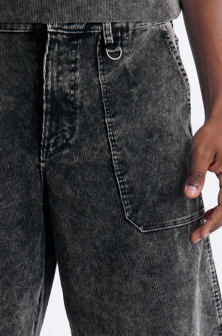 Ohio Corduroy Baggy Short - Black Wash