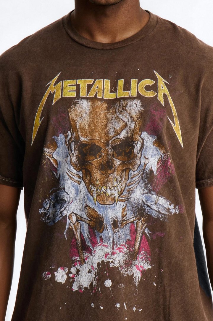 Metallica Vintage Distressed Skull Short Sleeve Tee - Brown