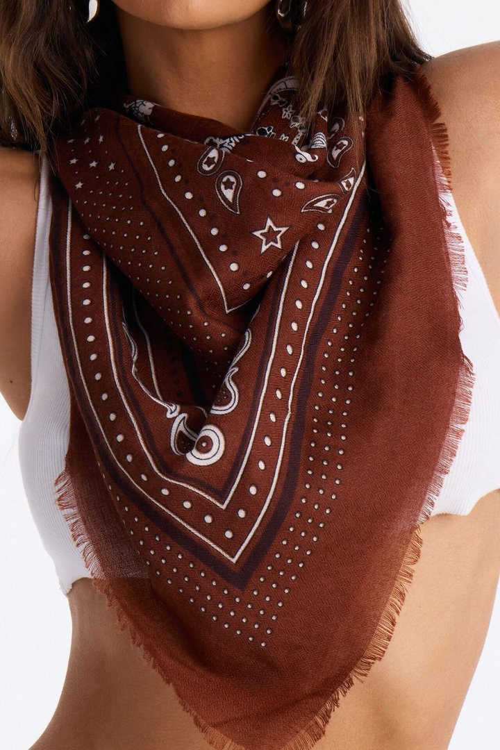 Western Heart Oversized Scarf - Brown/combo