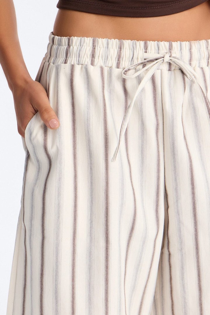 Misty Mornings Textured Striped Barrel Leg Pant - Cream/combo