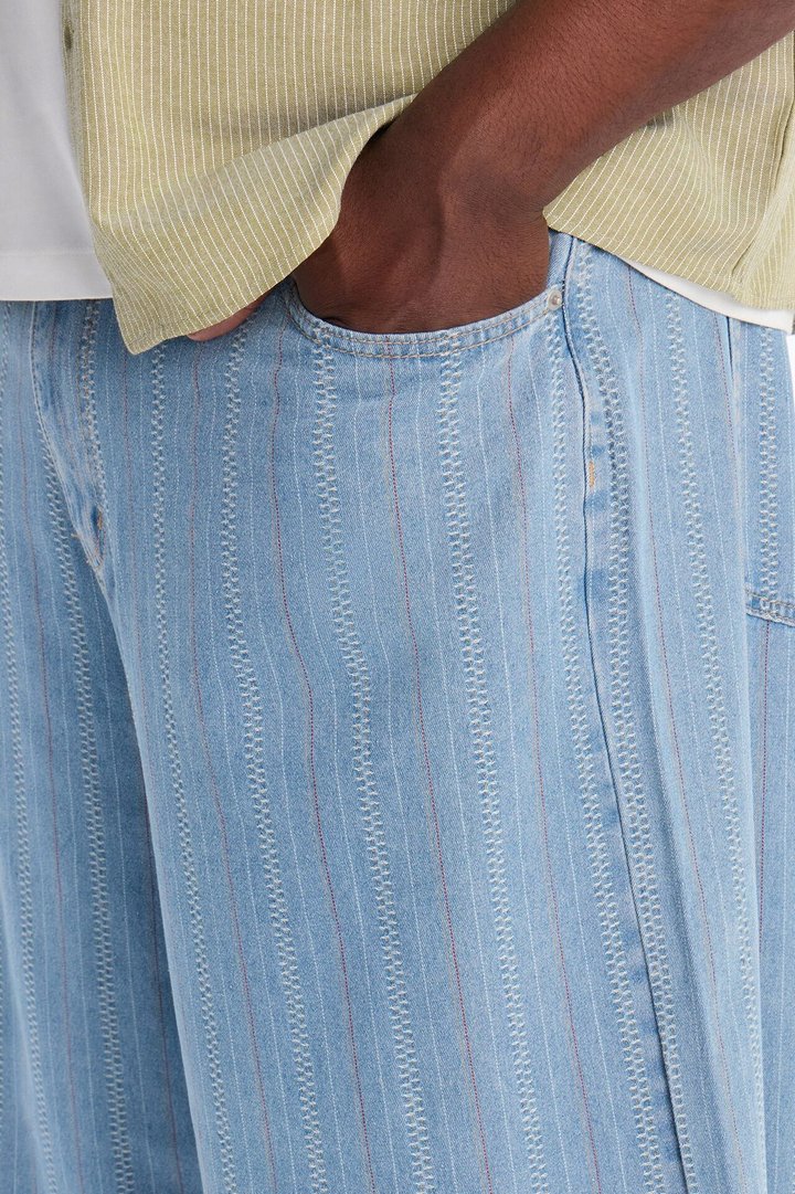 Super Baggy Outfield Denim Short - Light Blue Wash