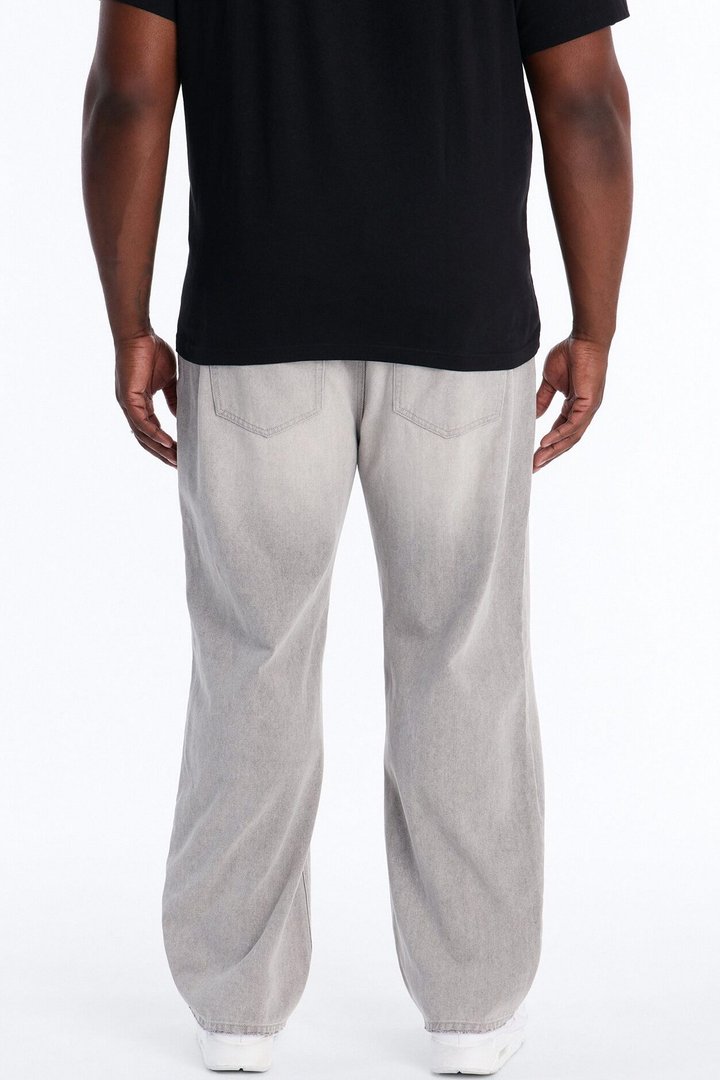 Essential Destroyed Straight Rigid Jean - Grey