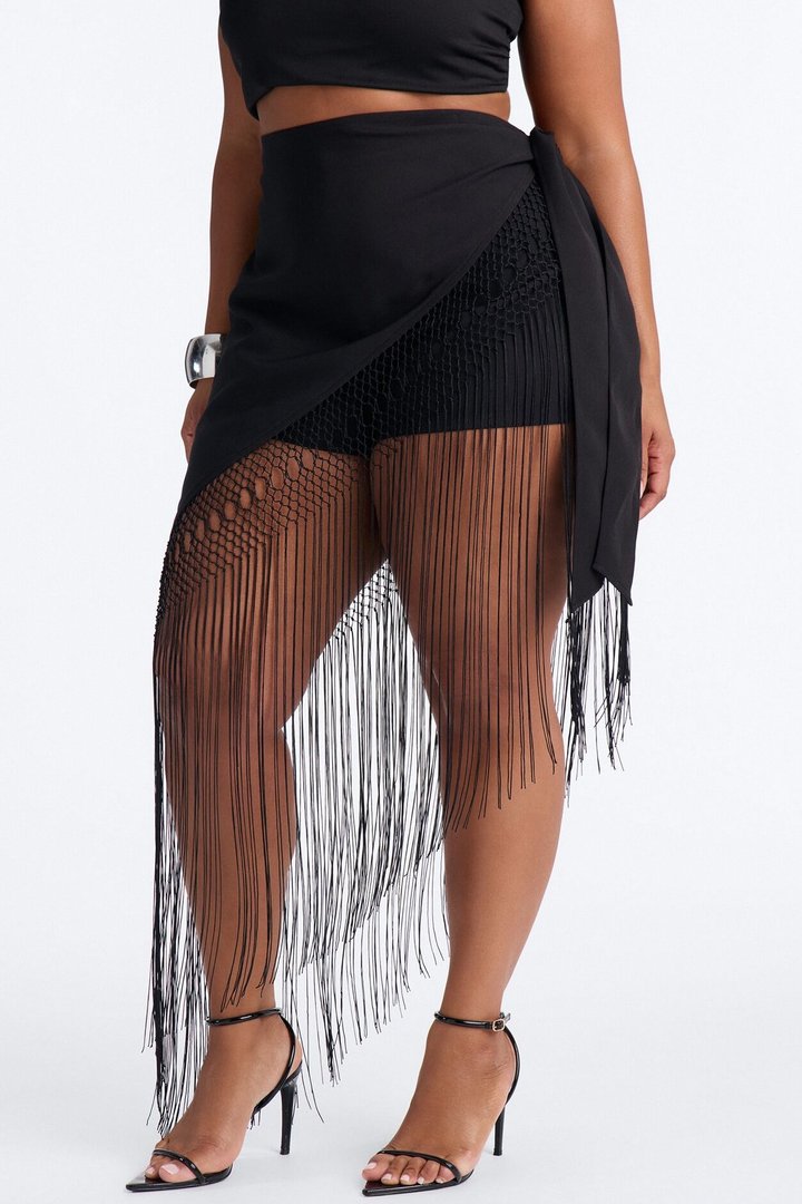 Willow Fringe Wrap Short - Black