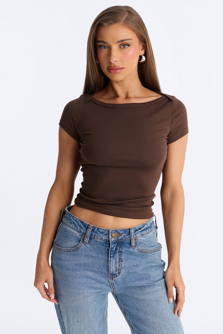 Boat Neck Ribbed T-shirt - Brown