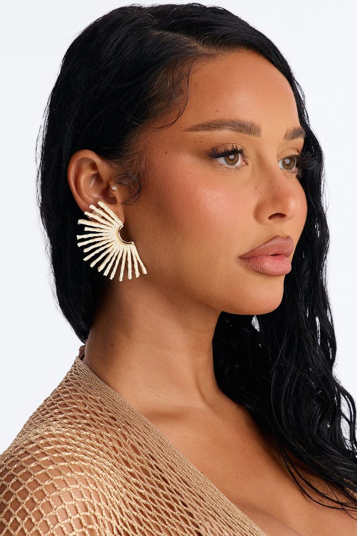 Half Shine Straw Drop Earrings - Ivory