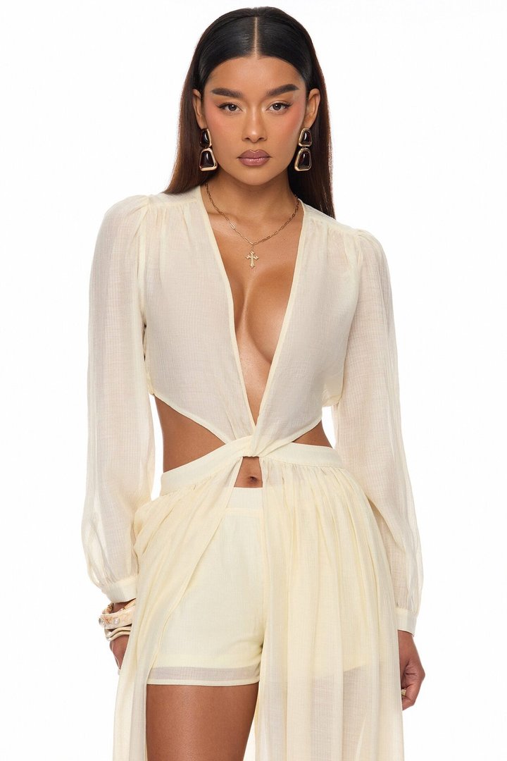 Hailey Flyaway Top Short Set - Cream